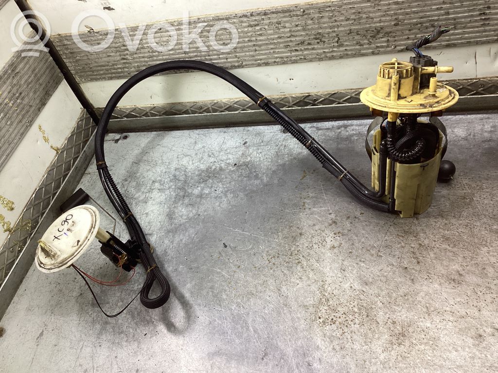 Volvo XC90 Bomba interna de combustible 