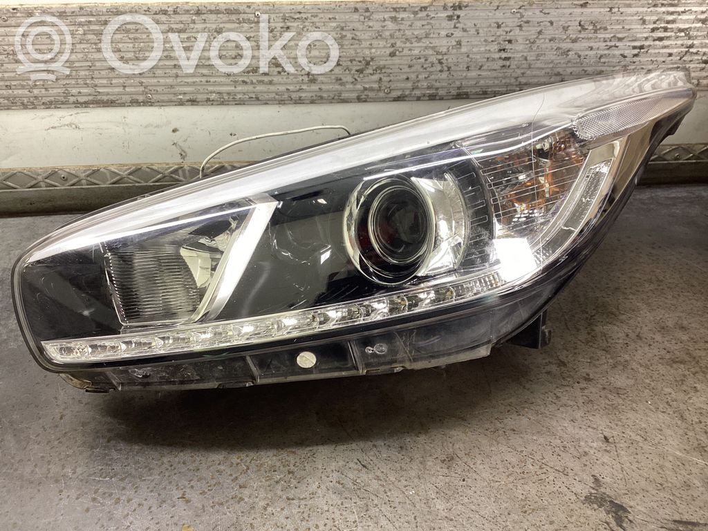 KIA Ceed Headlight/headlamp 