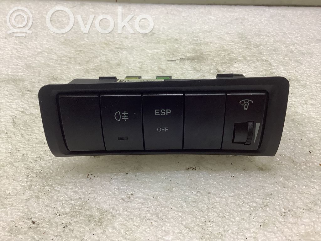 Hyundai Grandeur Fog light switch 
