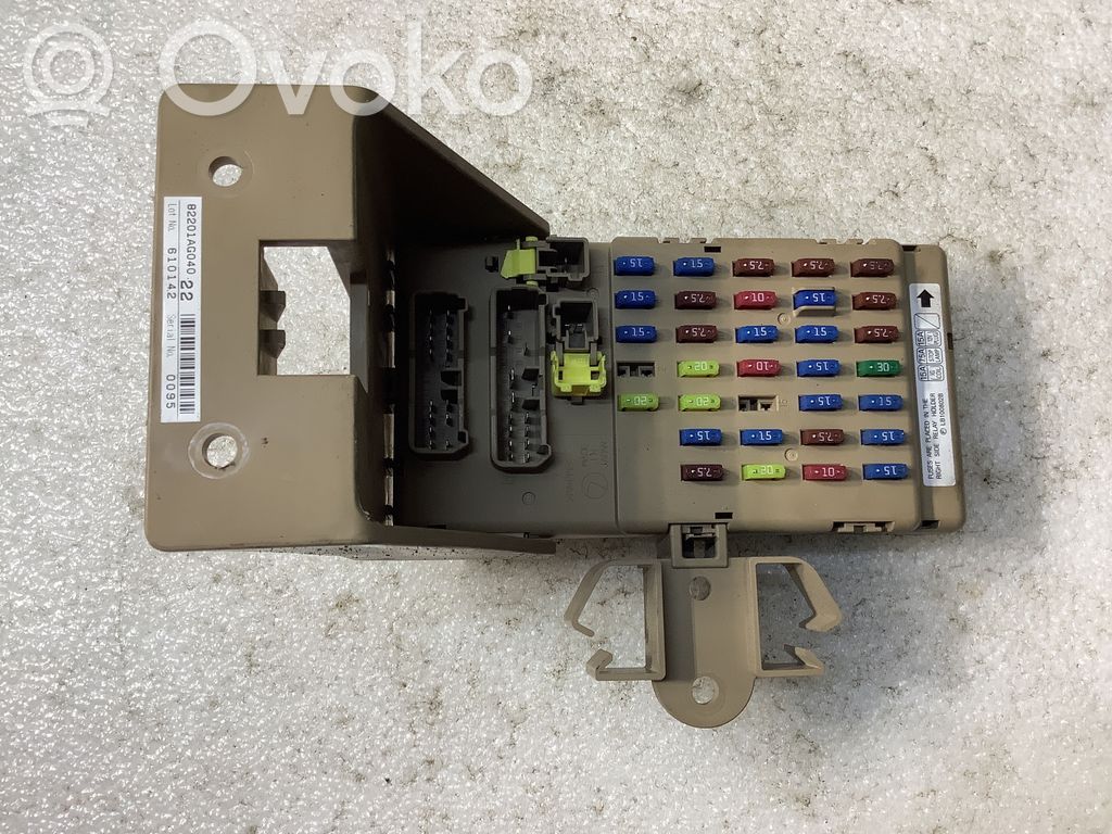 Ramka / Moduł bezpieczników   82201AG040,610142