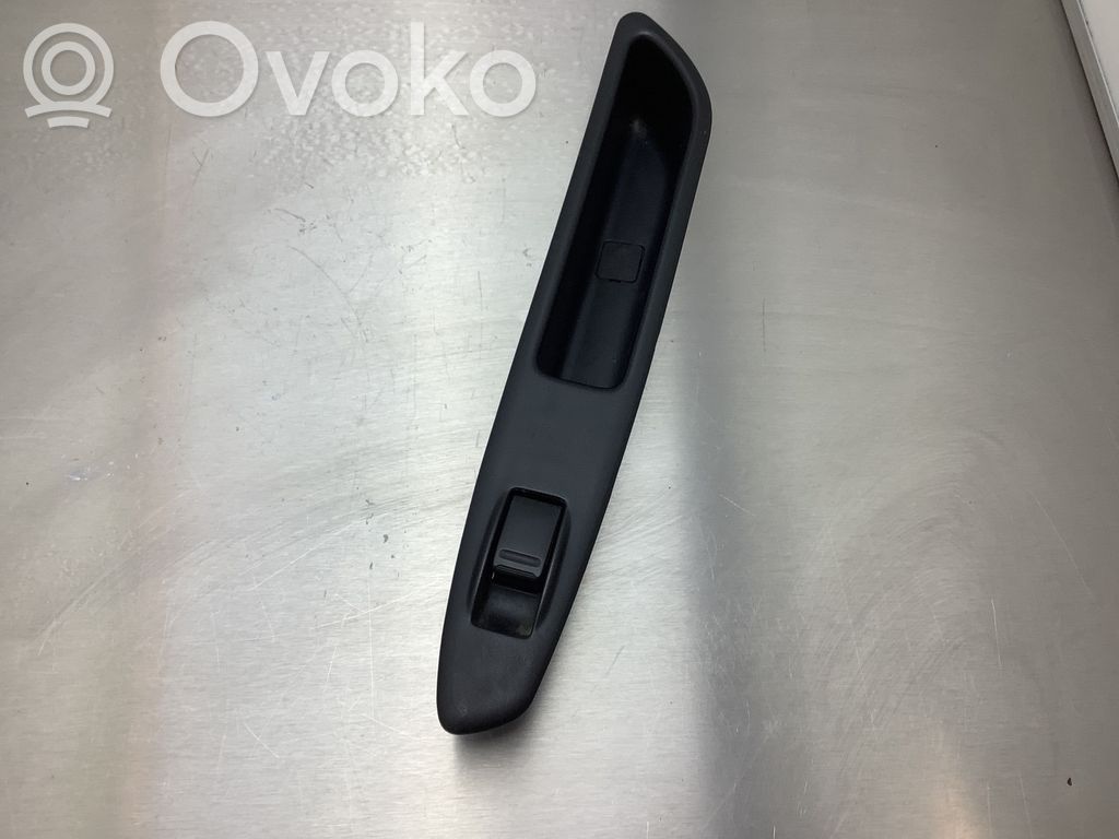 Subaru Forester SG Electric window control switch 