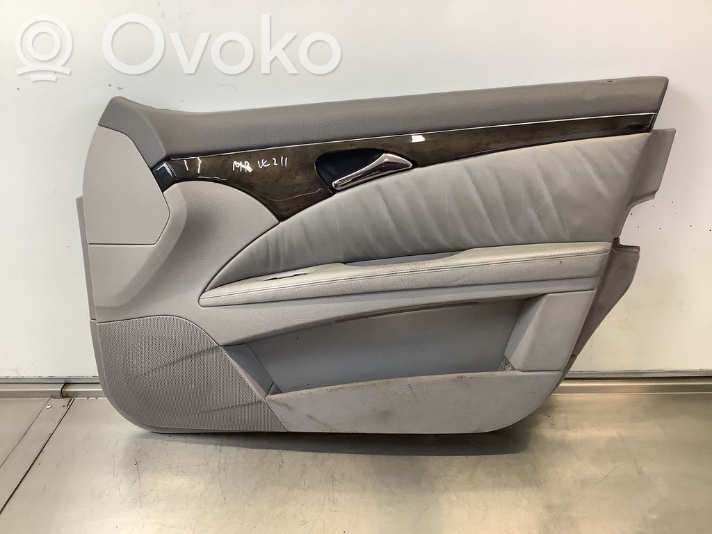 Mercedes-Benz E W211 Panou tapițerie ușă față 