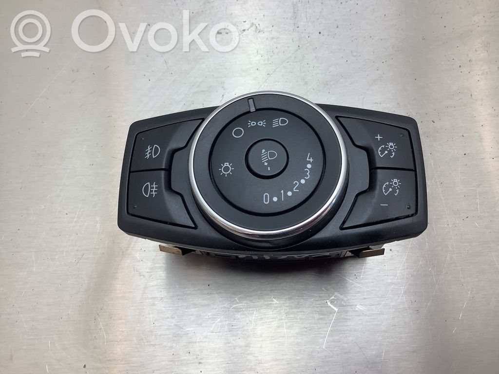 Ford Focus Light switch 