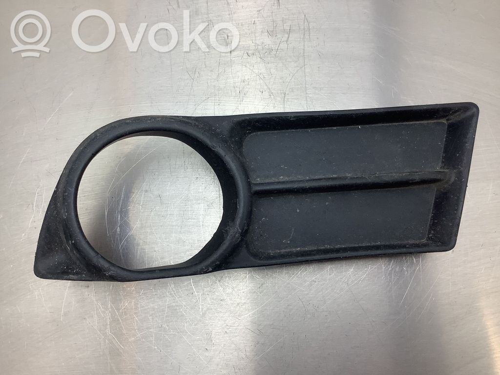 Toyota Corolla Verso AR10 Krata halogenu 