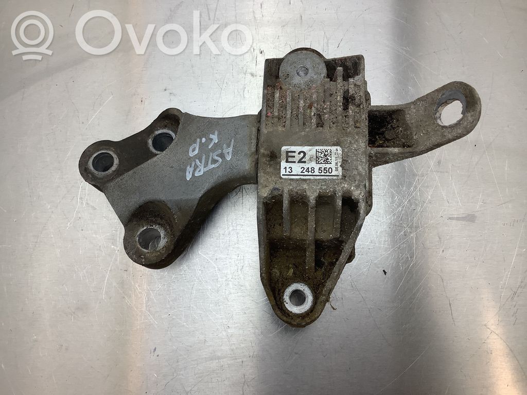 Opel Astra J Engine mount bracket 