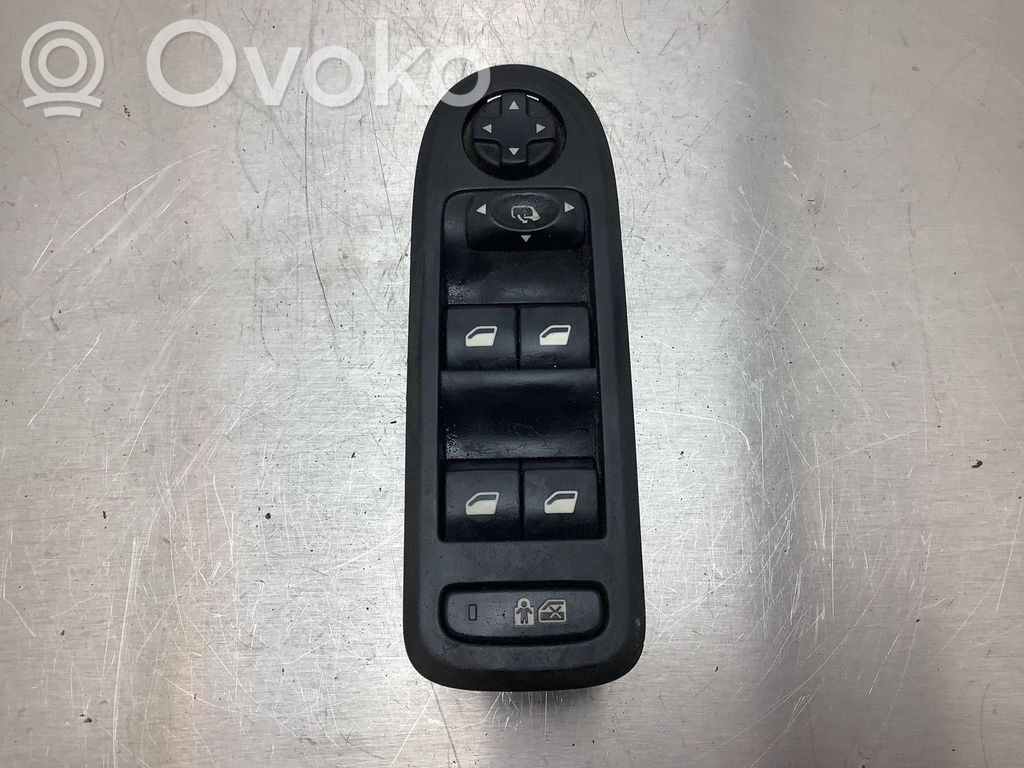 Electric window control switch   96644917XT,321475,30170275