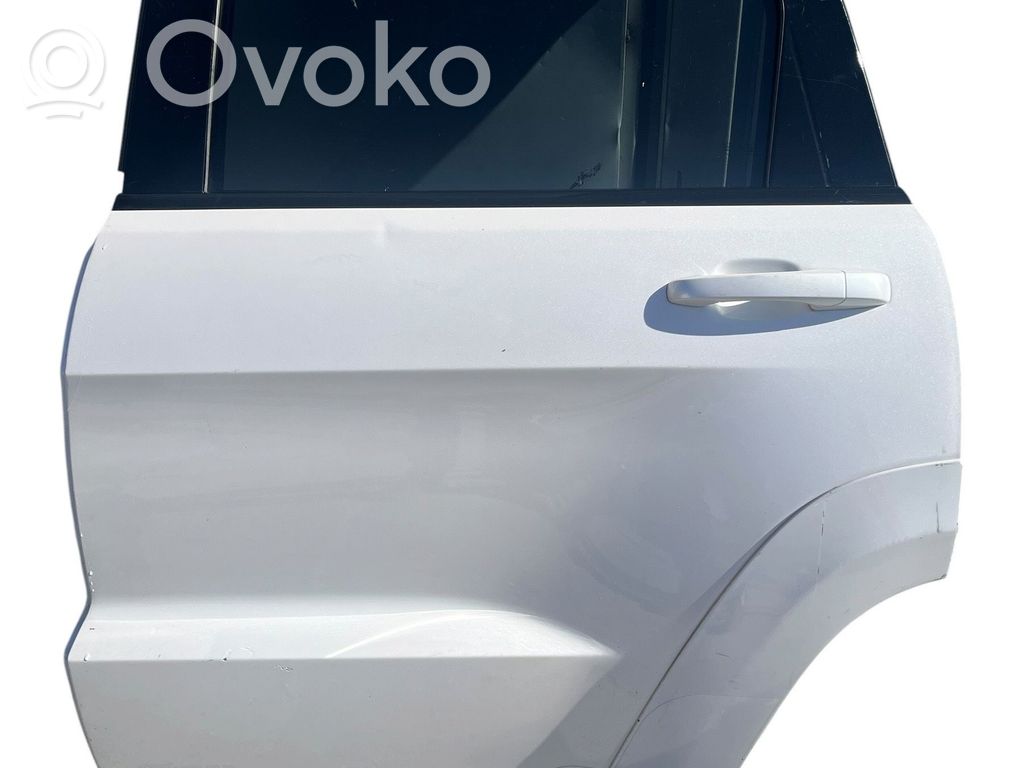 Jeep Grand Cherokee Puerta trasera 
