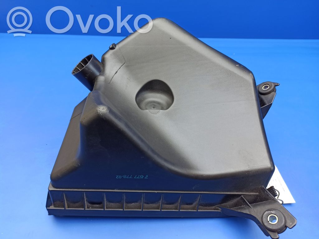 Air filter box   7577778,8482580