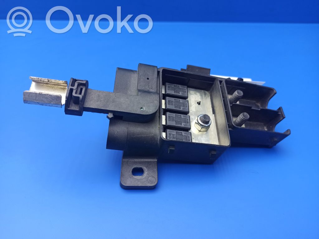 BMW 7 E65 E66 Fuse module 