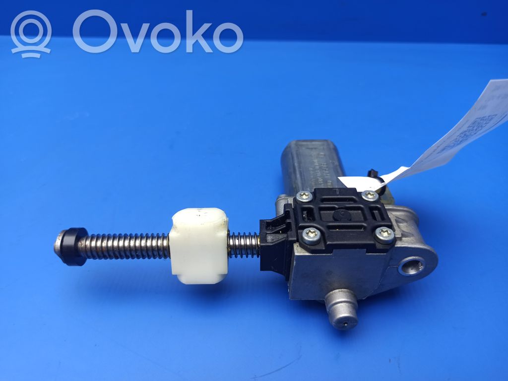 BMW 7 E65 E66 Istuimen säätömoottori 