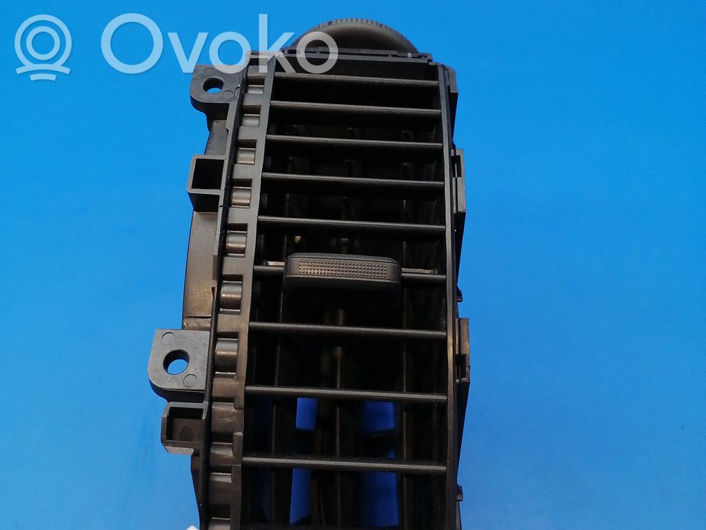 Nissan Note (E11) Rejilla de ventilación central del panel 