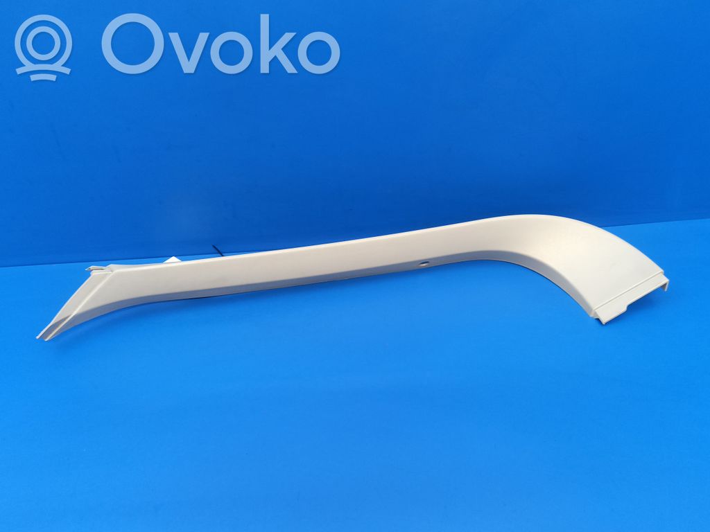 Ford Focus Tailgate trim 