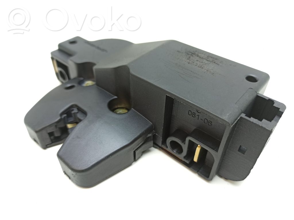 Ligier JS 50 Loading door lock 