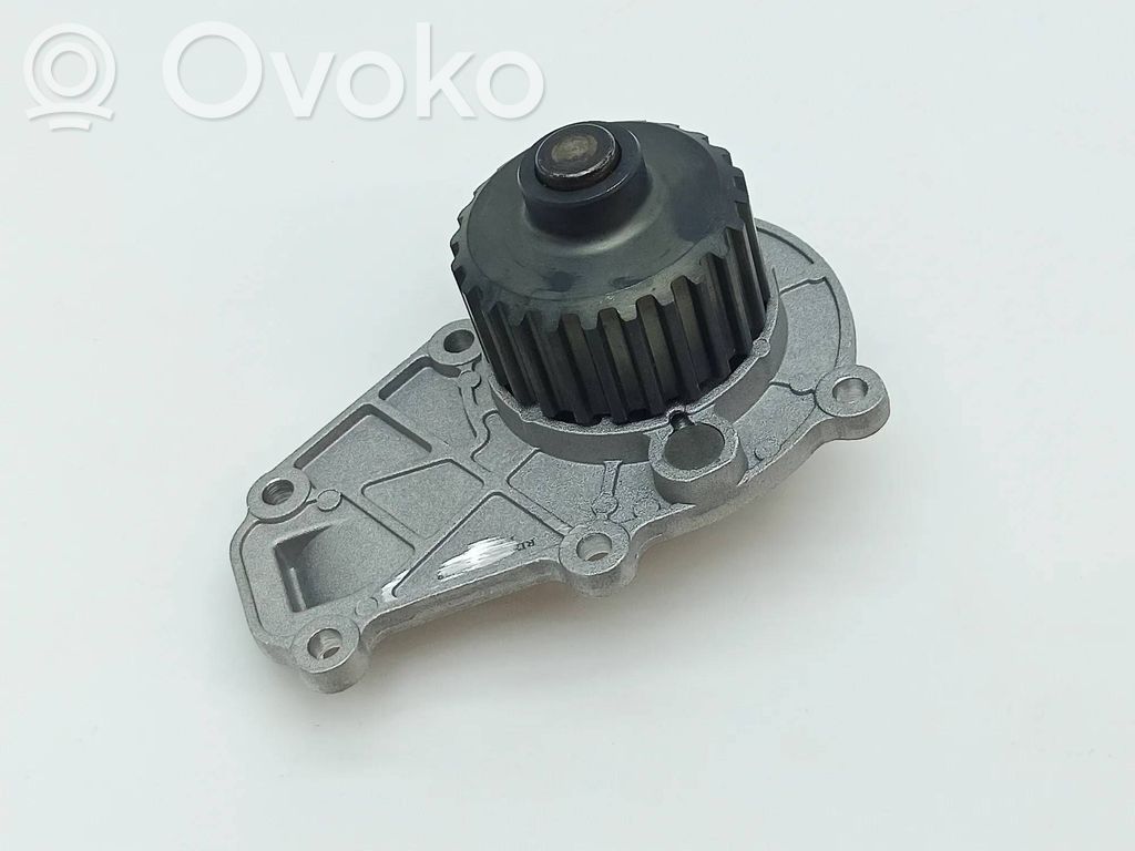 Microcar M.GO Vesipumppu 
