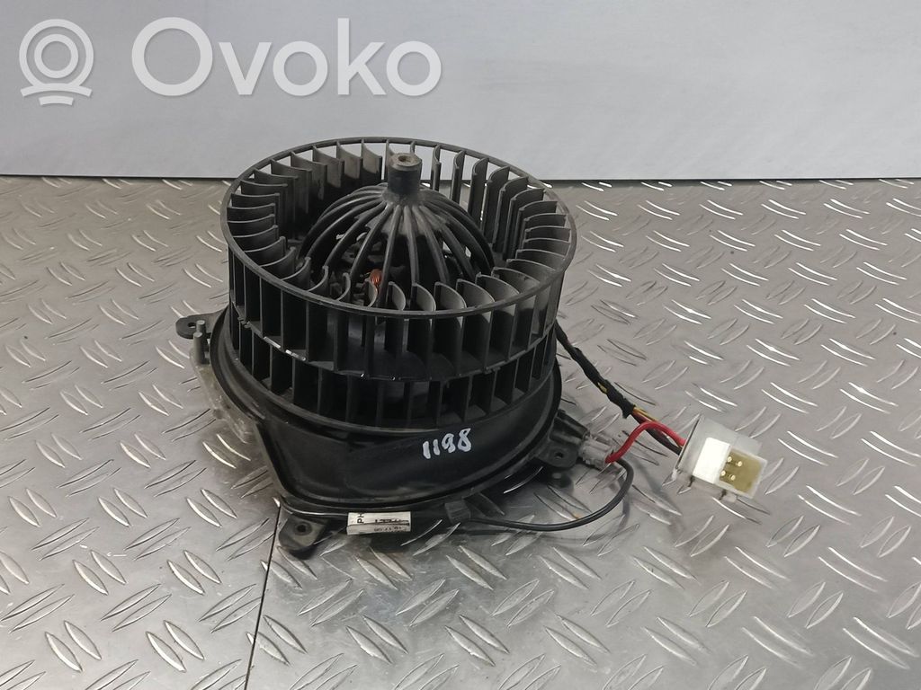 Mercedes-Benz E W210 Heater fan/blower 