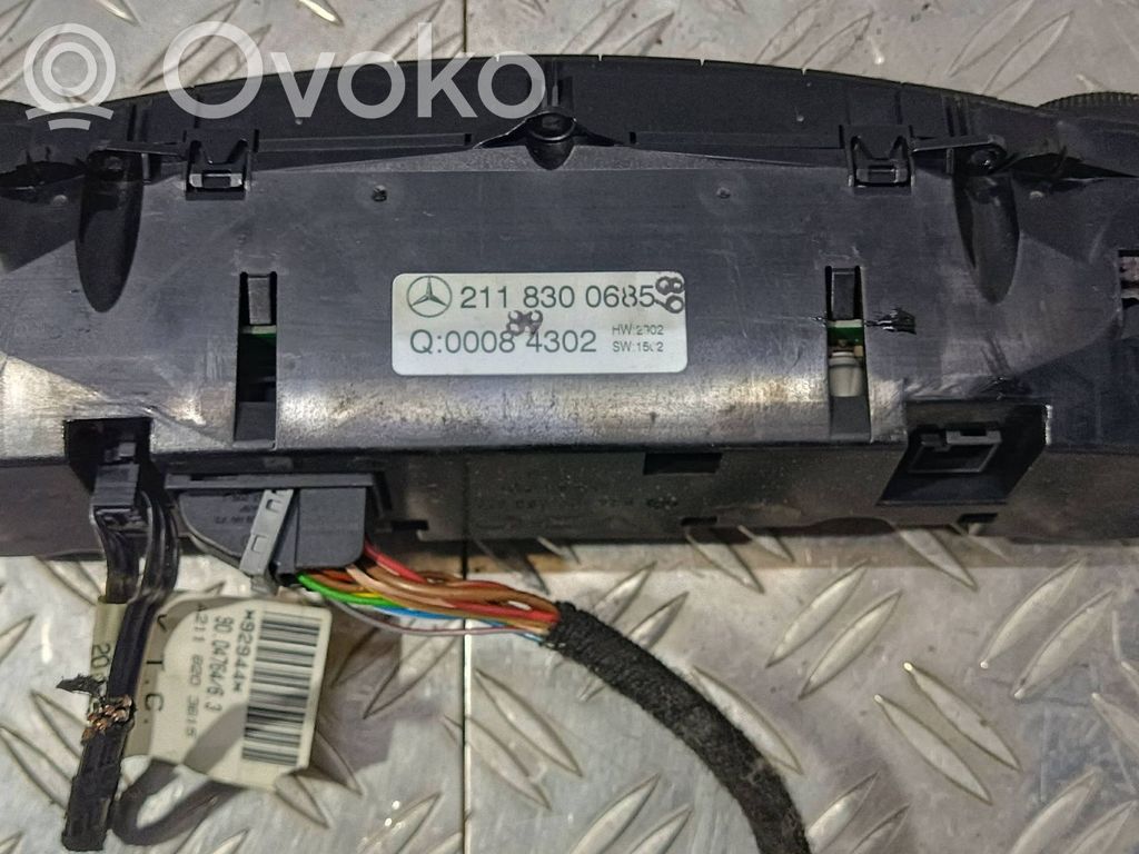 Mercedes-Benz E W211 Climate control unit 