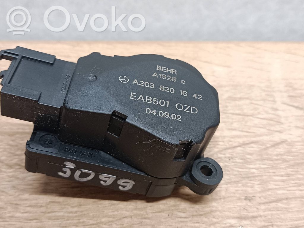 Mercedes-Benz C W203 Motor/activador trampilla de calefacción 