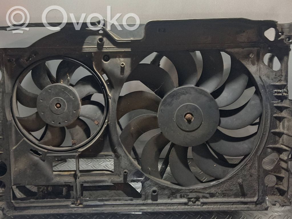 Radiatorių panelė   4D0805571T