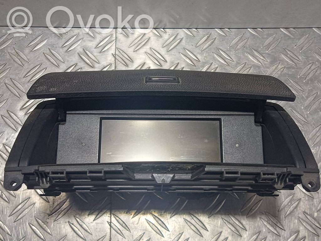 Mercedes-Benz C W204 Monitor / wyświetlacz / ekran 