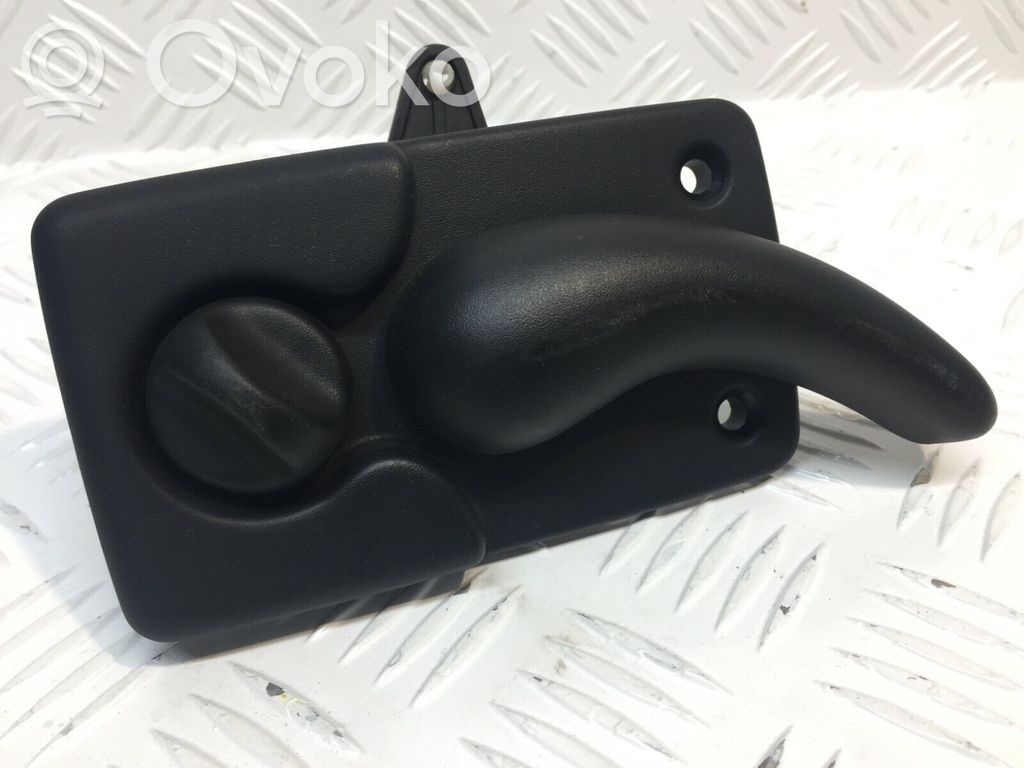 Manecilla interna puerta trasera   7700352