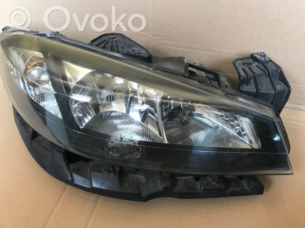 Scheinwerfer   8200481199,89900472