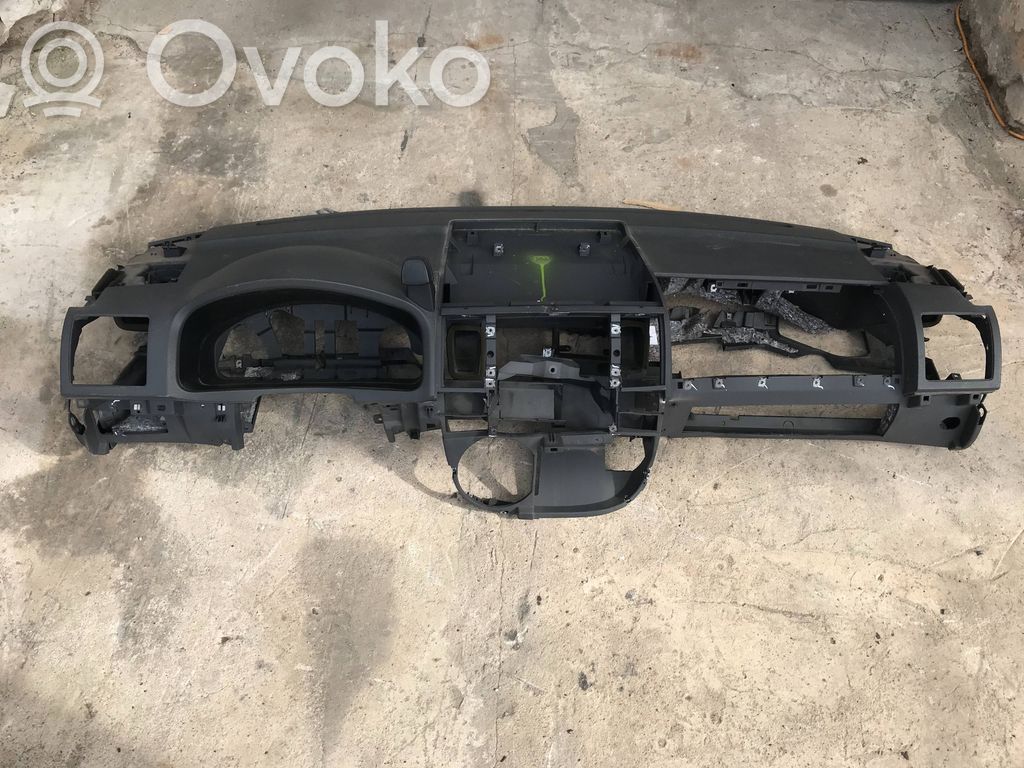 Volkswagen Multivan T5 Dashboard 