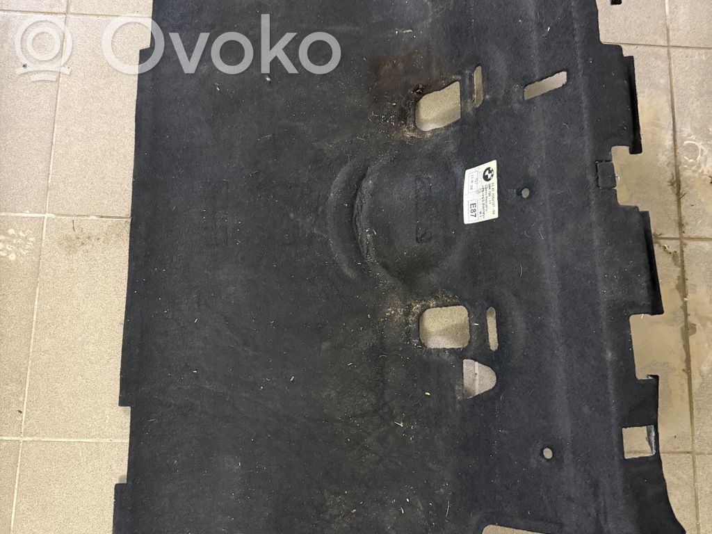 BMW 1 E82 E88 Takaistuintilan tekstiilimatto 