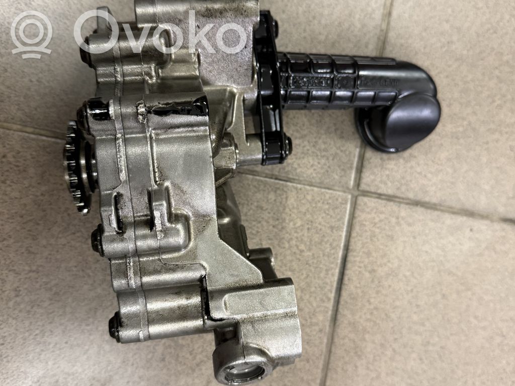 Ford Kuga II Bomba de aceite 