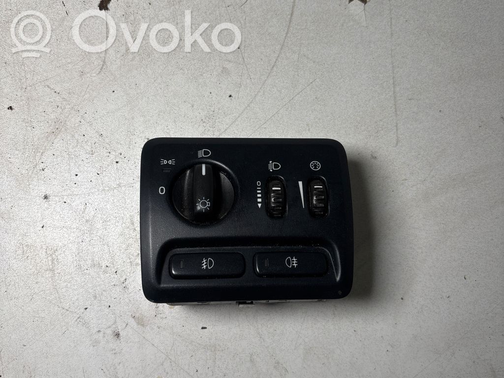Volvo XC70 Light switch 