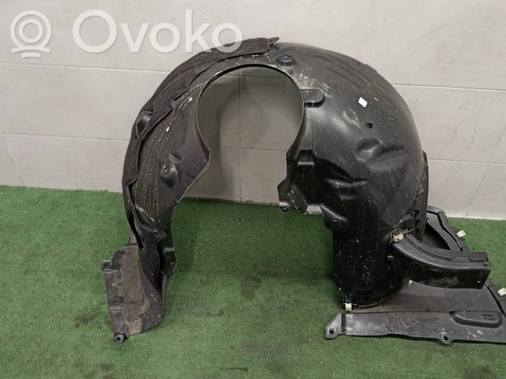 BMW 2 Active Tourer U06 Apărători interioare aripă roată față 