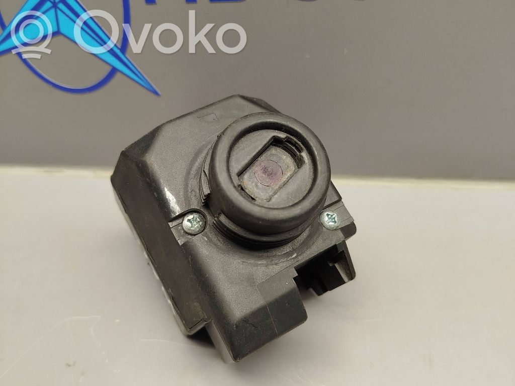 Mercedes-Benz E W210 Ignition lock 
