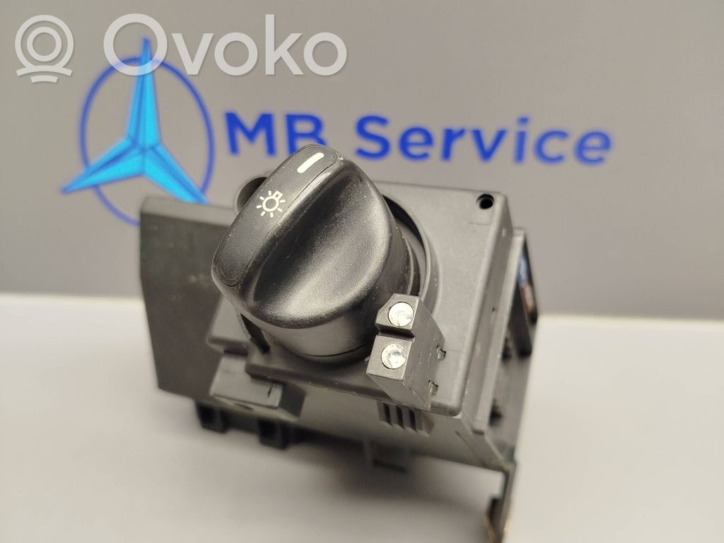 Mercedes-Benz E W210 Interruptor de luz 