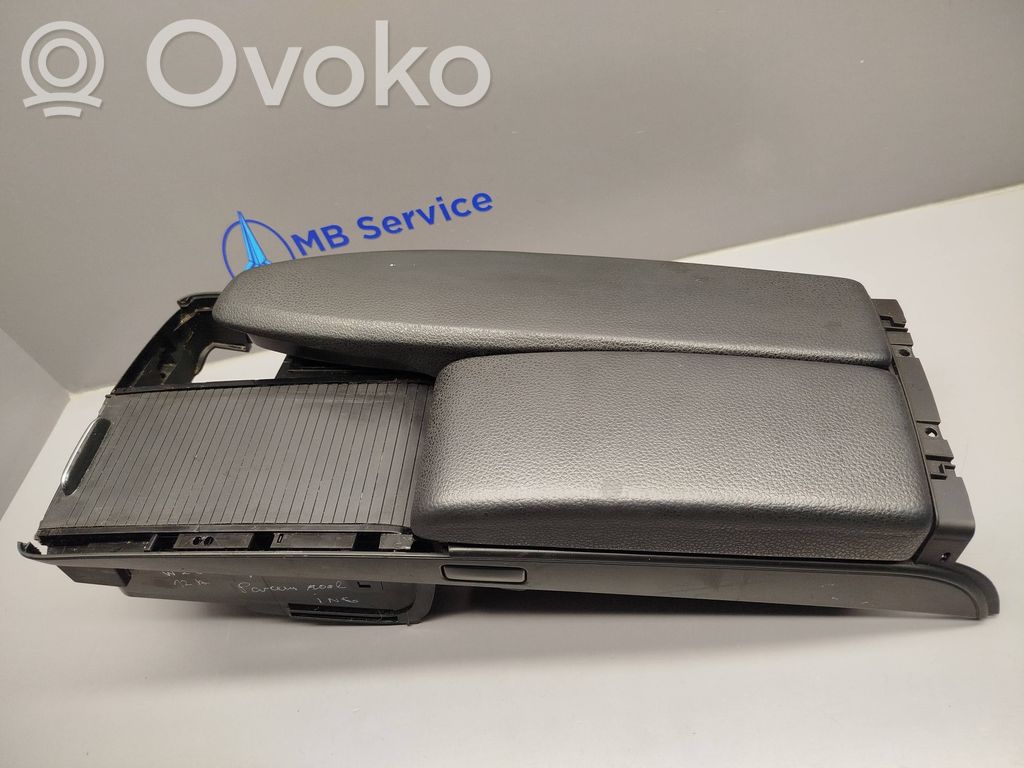 Mercedes-Benz C W204 Podłokietnik tunelu środkowego 