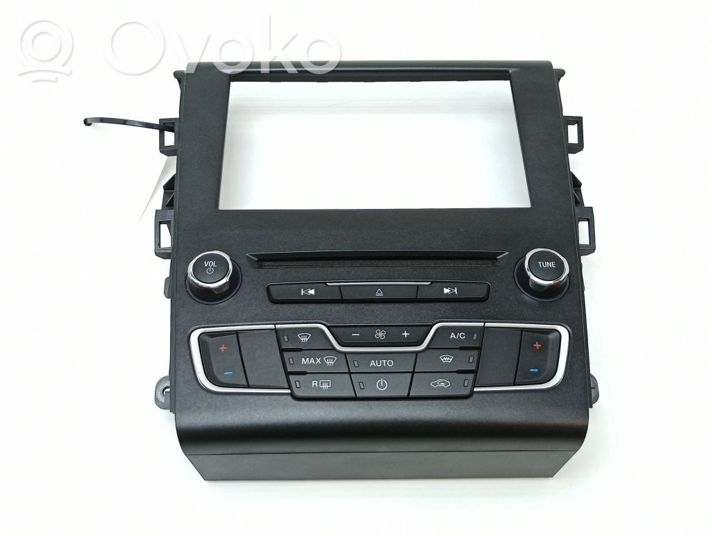 Ford Mondeo MK V Climate control unit 