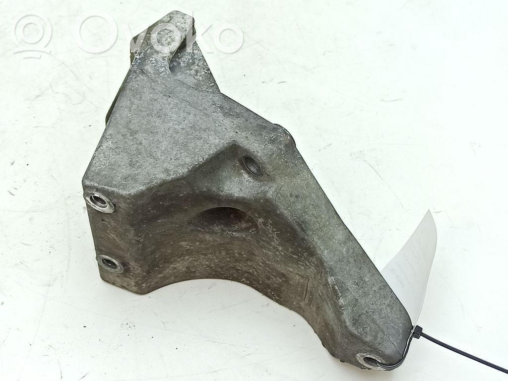 Ford Transit Generator/alternator bracket 