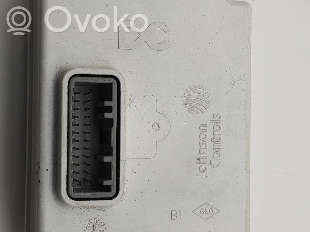 Renault Master III Antenna control unit 