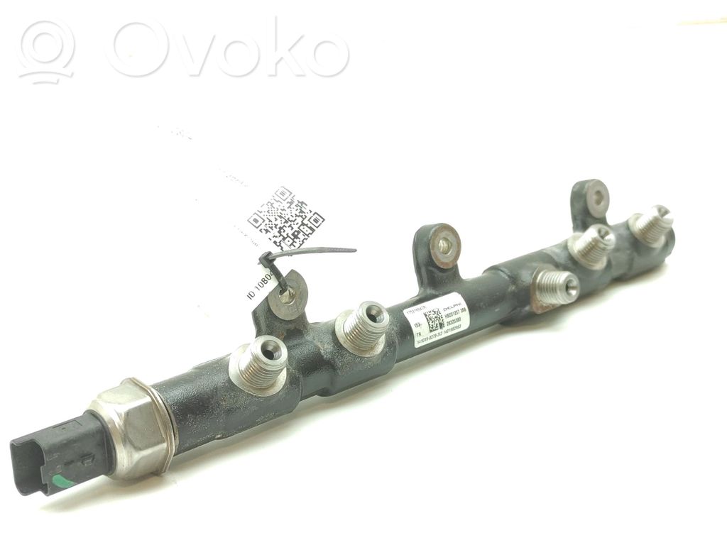 Renault Master III Listwa wtryskowa 