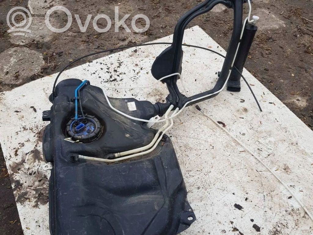 Audi A1 Polttoainesäiliö 