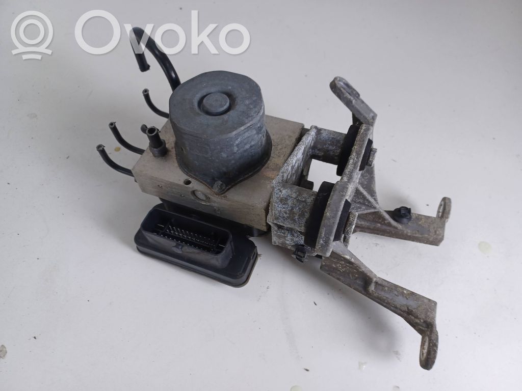Mercedes-Benz E C207 W207 ABS bloks 