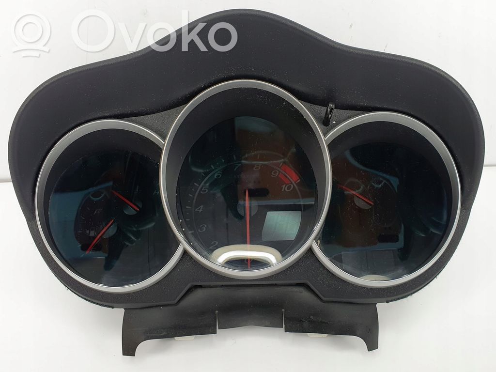 Mazda RX8 Speedometer (instrument cluster) 