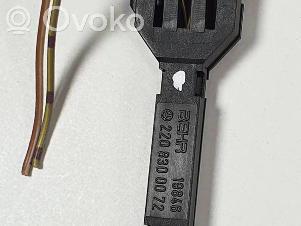 Mercedes-Benz S W220 Sensor de temperatura interna/externa 