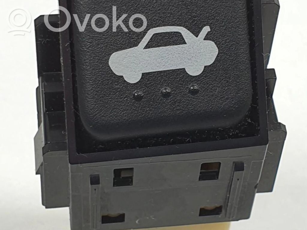 Mazda RX8 Tailgate opening switch 
