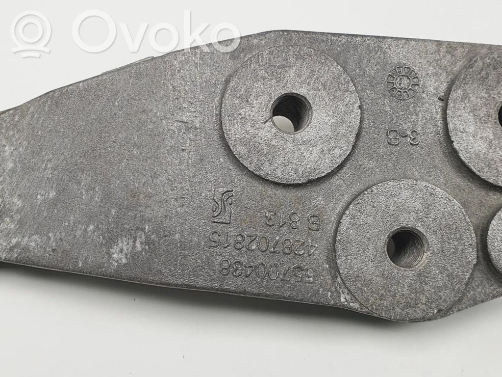 Opel Adam Vaihdelaatikon kannake 