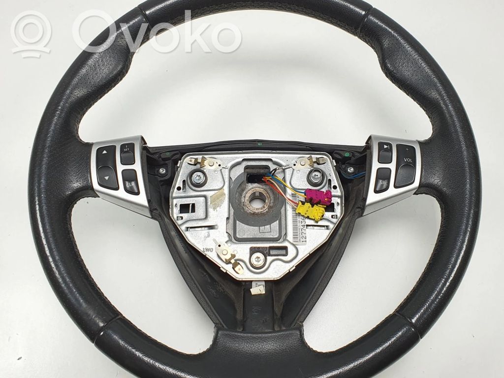 Steering wheel   12774366