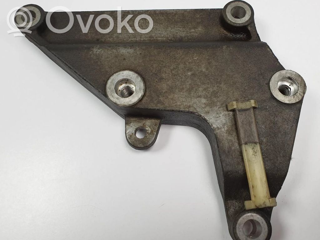 Jaguar S-Type Engine mount bracket 