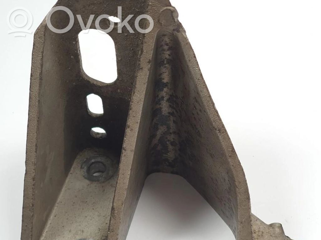 Jaguar S-Type Engine mount bracket 