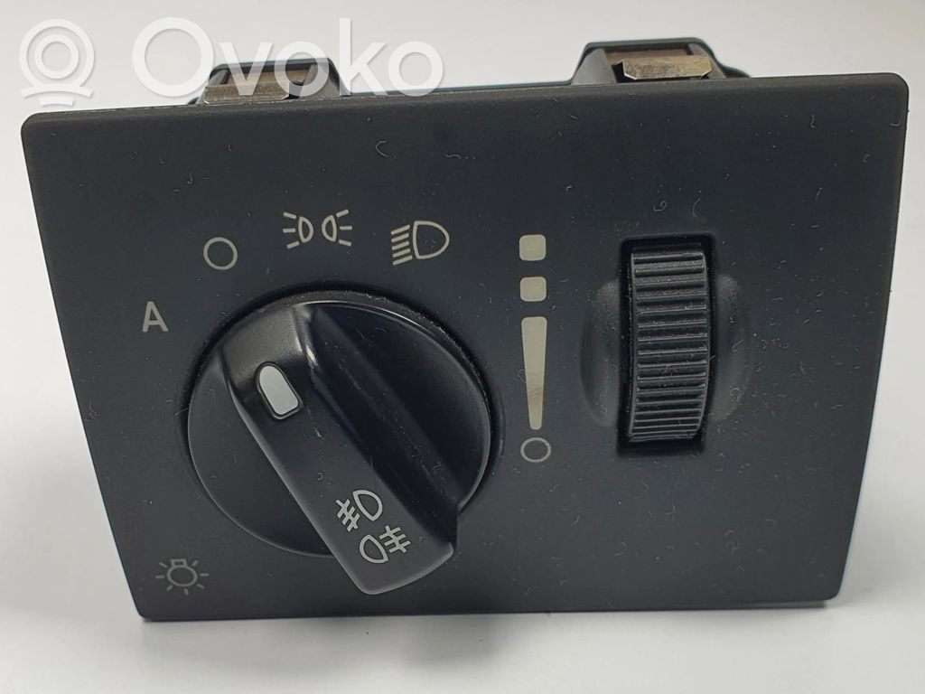 Mercedes-Benz E W211 Interruptor de control de altura del faro delantero 
