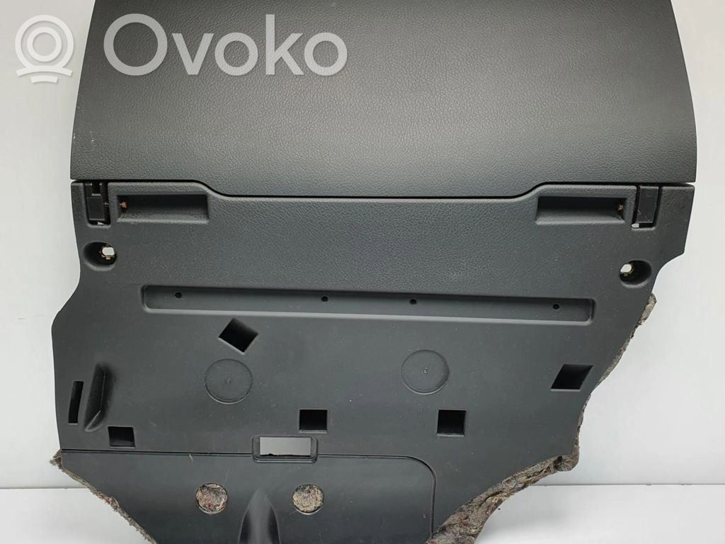 Audi A6 S6 C6 4F Daiktadėžė 
