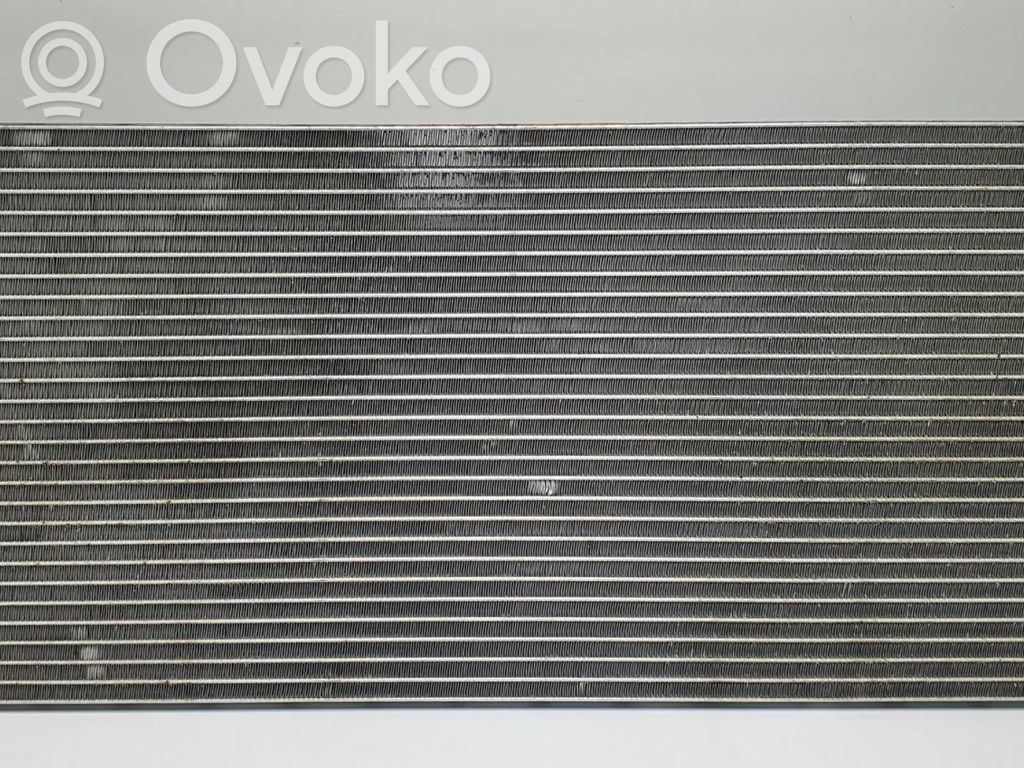 Mercedes-Benz E C207 W207 Radiator intercooler 