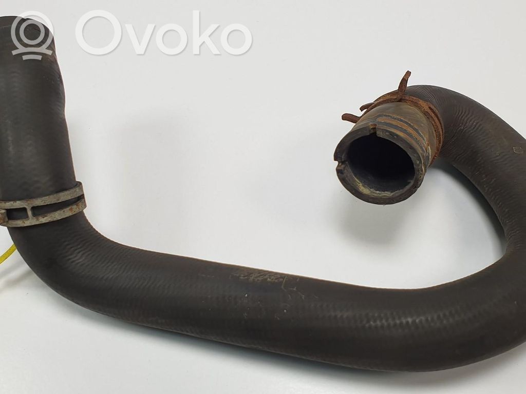 Engine coolant pipe/hose